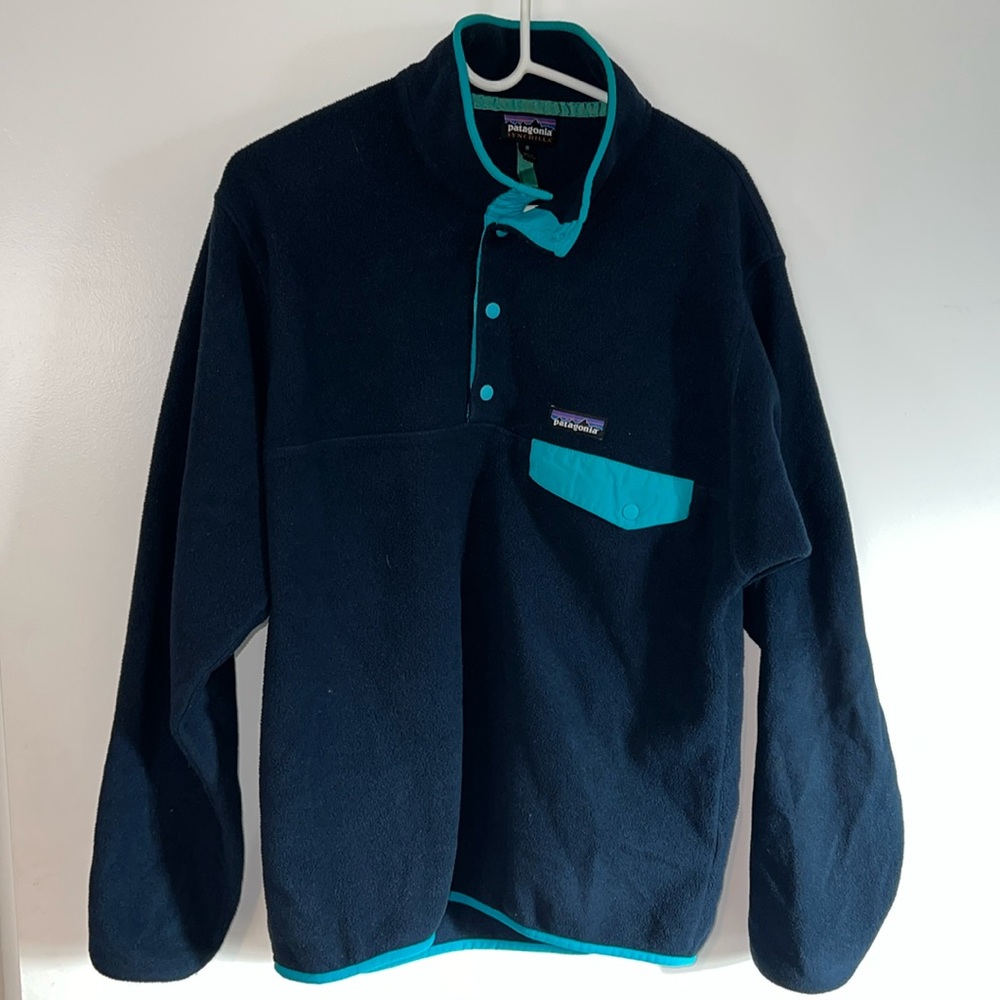 Men’s Patagonia Fleece.